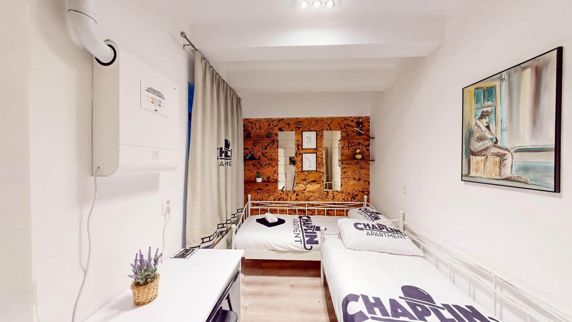 Chaplin Apartment - Free Garage Parking ลูบลิยานา ภายนอก รูปภาพ