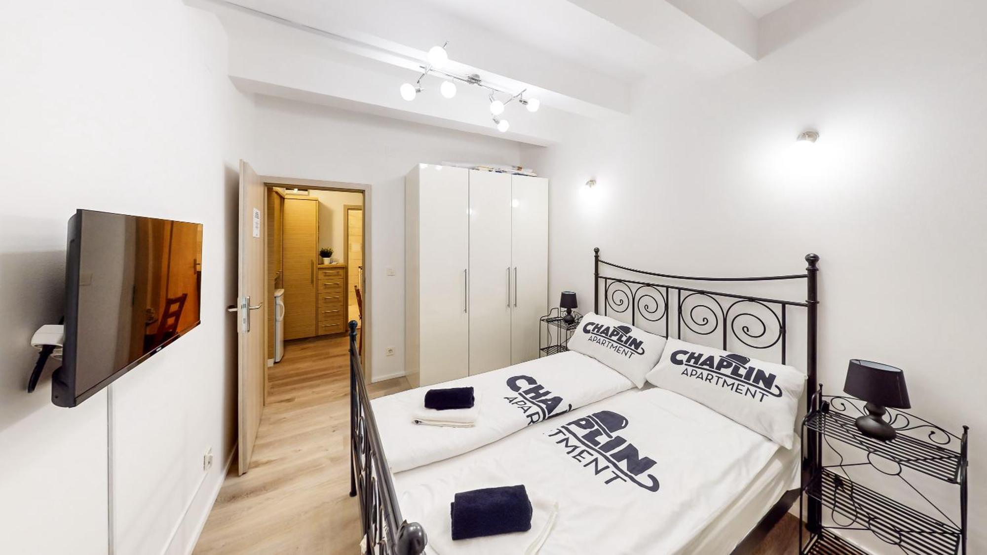 Chaplin Apartment - Free Garage Parking ลูบลิยานา ภายนอก รูปภาพ